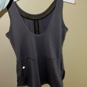 Lululemon top